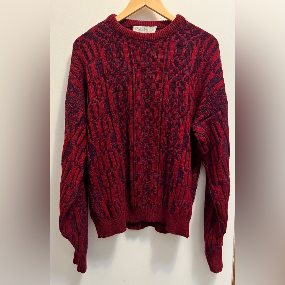VINTAGE Men's Store Red and Blue Knit Sweater